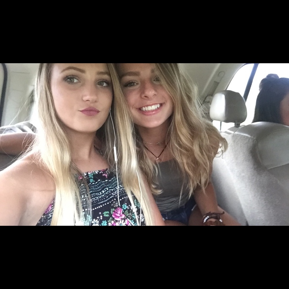 Meet your Posher, Carlie